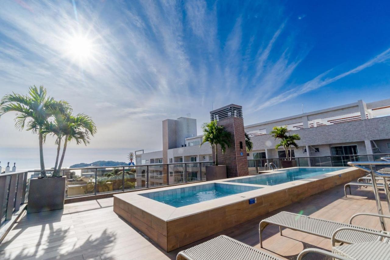 Porto Madero, Condo com Piscina e Academia - Apto 3 dorms 8 pessoas- Centro de Bombinhas Exterior foto