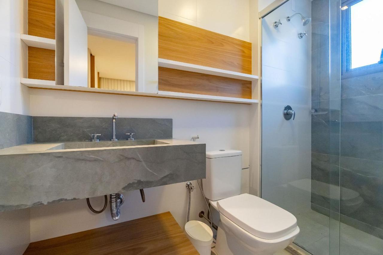 Porto Madero, Condo com Piscina e Academia - Apto 3 dorms 8 pessoas- Centro de Bombinhas Exterior foto